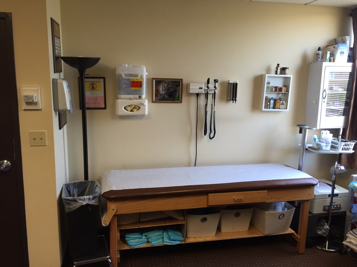 Culver City Medical Office for Dr Schechter Exam Room 2